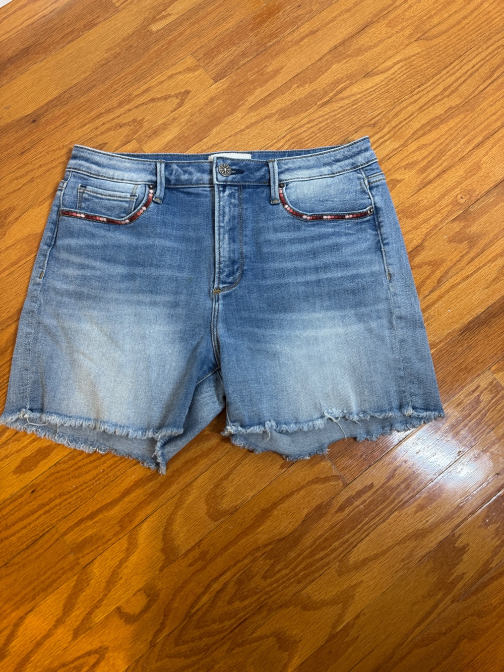 Driftwood Lulu Embroidered Cut Off Shorts 29 Frayed Hem Boho Summer - Picture 2 of 7